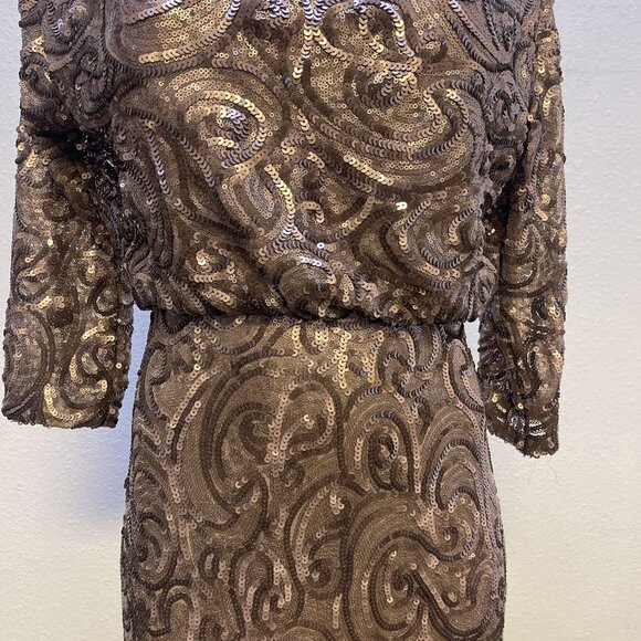 Badgley Mischka Collection Women's Sequin Gown Size 8 Bronze Long-Sleeve V-Back - Picture 9 of 10